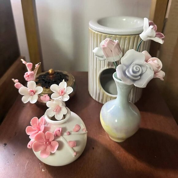 Elegant Pink Ceramic Vase Set - Handmade Pink Plum Blossom & Soft White Ceramic - Picture 1 of 3